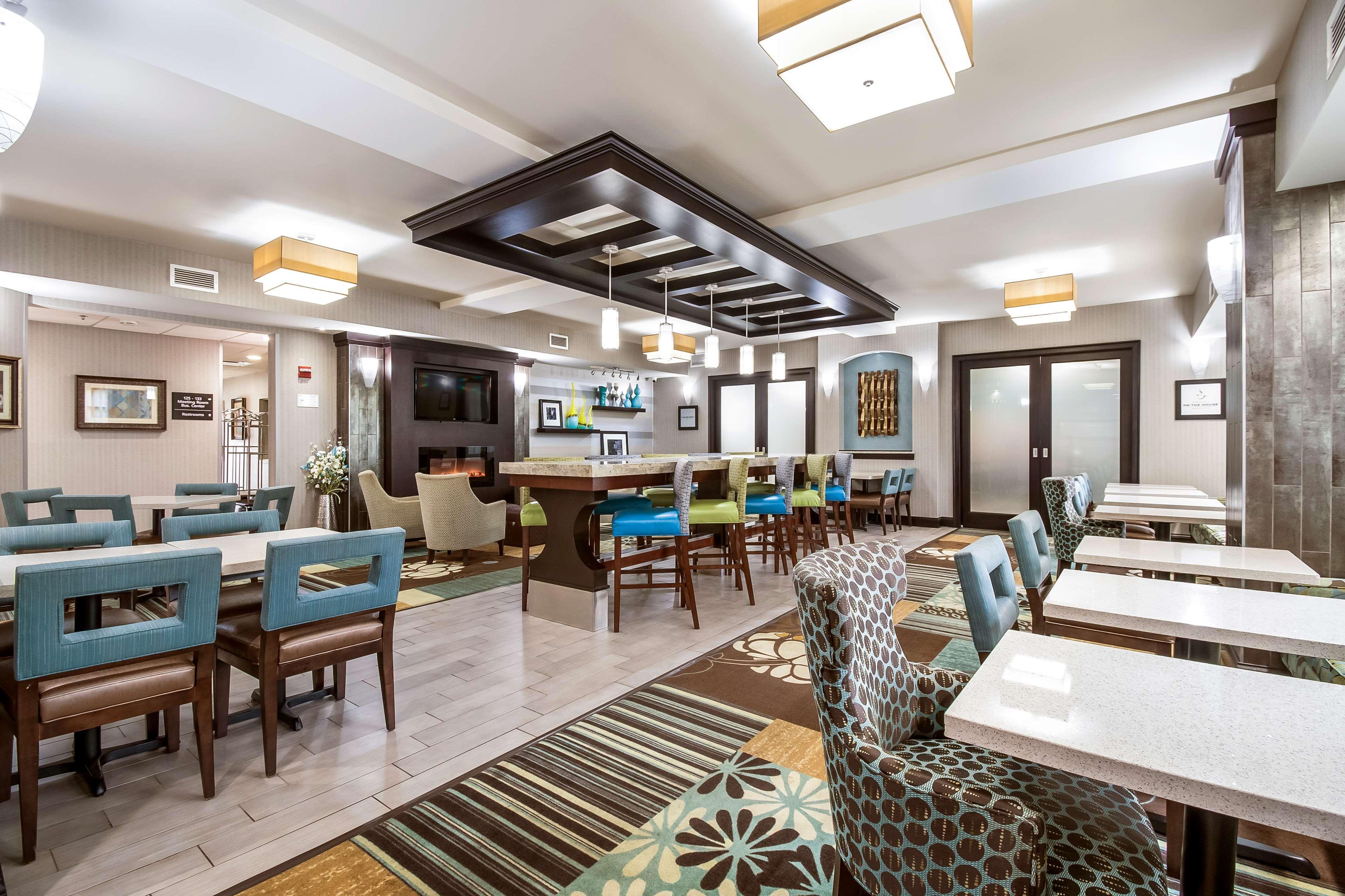 Hampton Inn West Columbus Ngoại thất bức ảnh