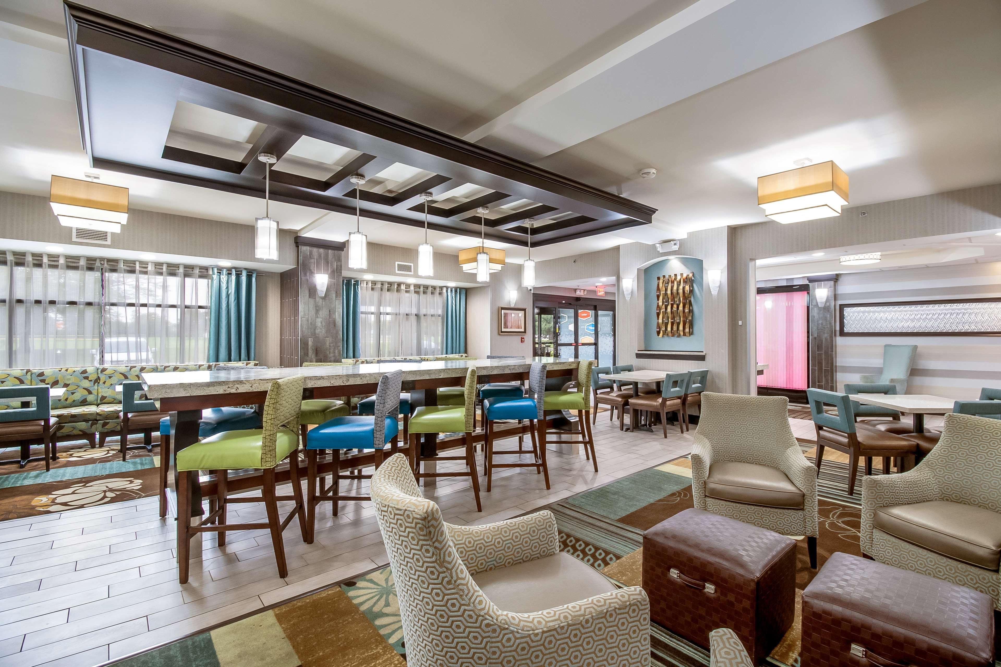 Hampton Inn West Columbus Ngoại thất bức ảnh