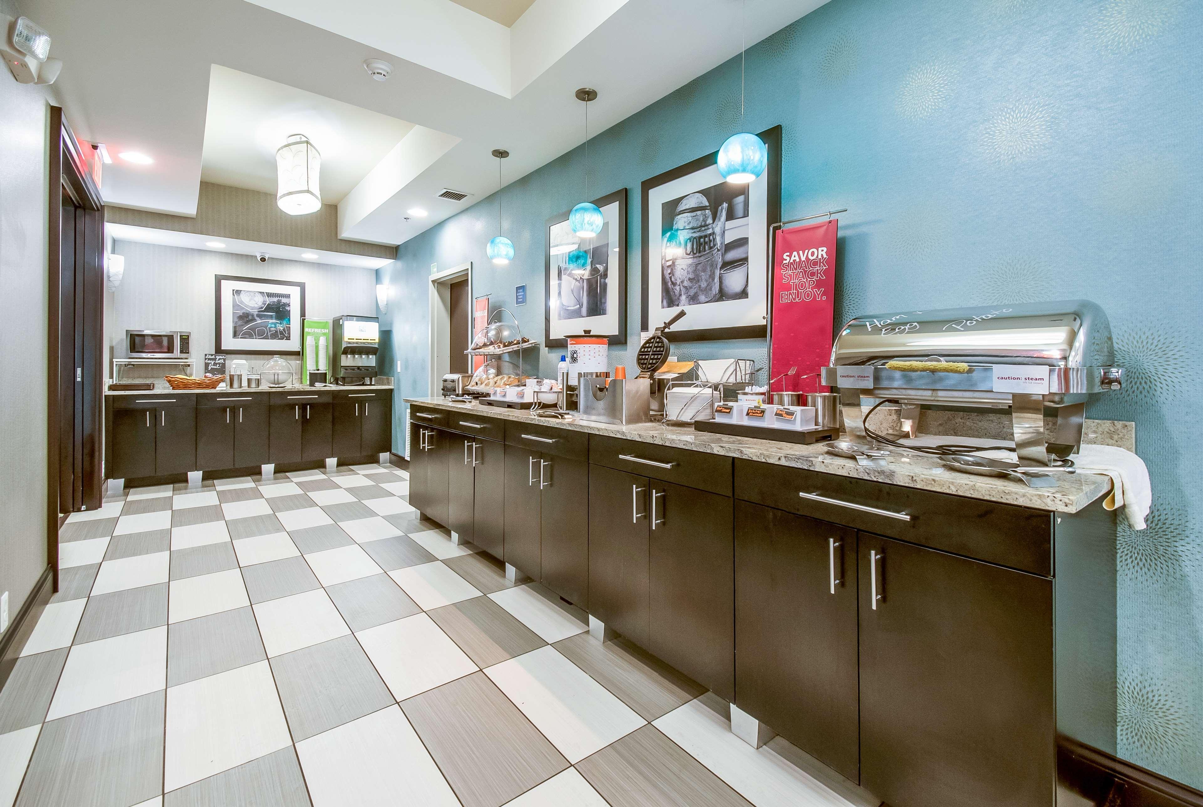 Hampton Inn West Columbus Ngoại thất bức ảnh