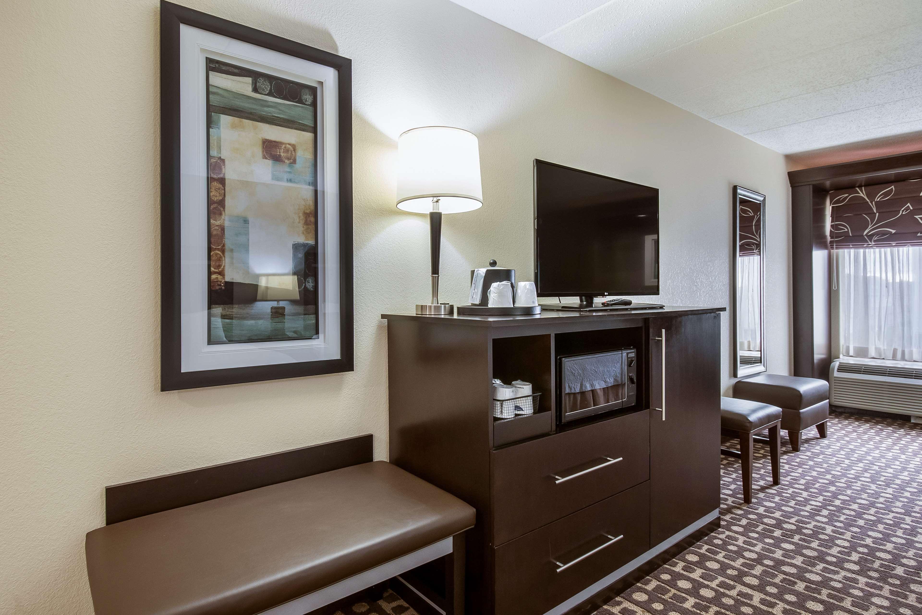 Hampton Inn West Columbus Ngoại thất bức ảnh