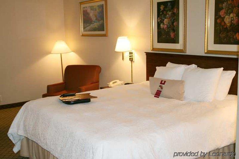 Hampton Inn West Columbus Phòng bức ảnh