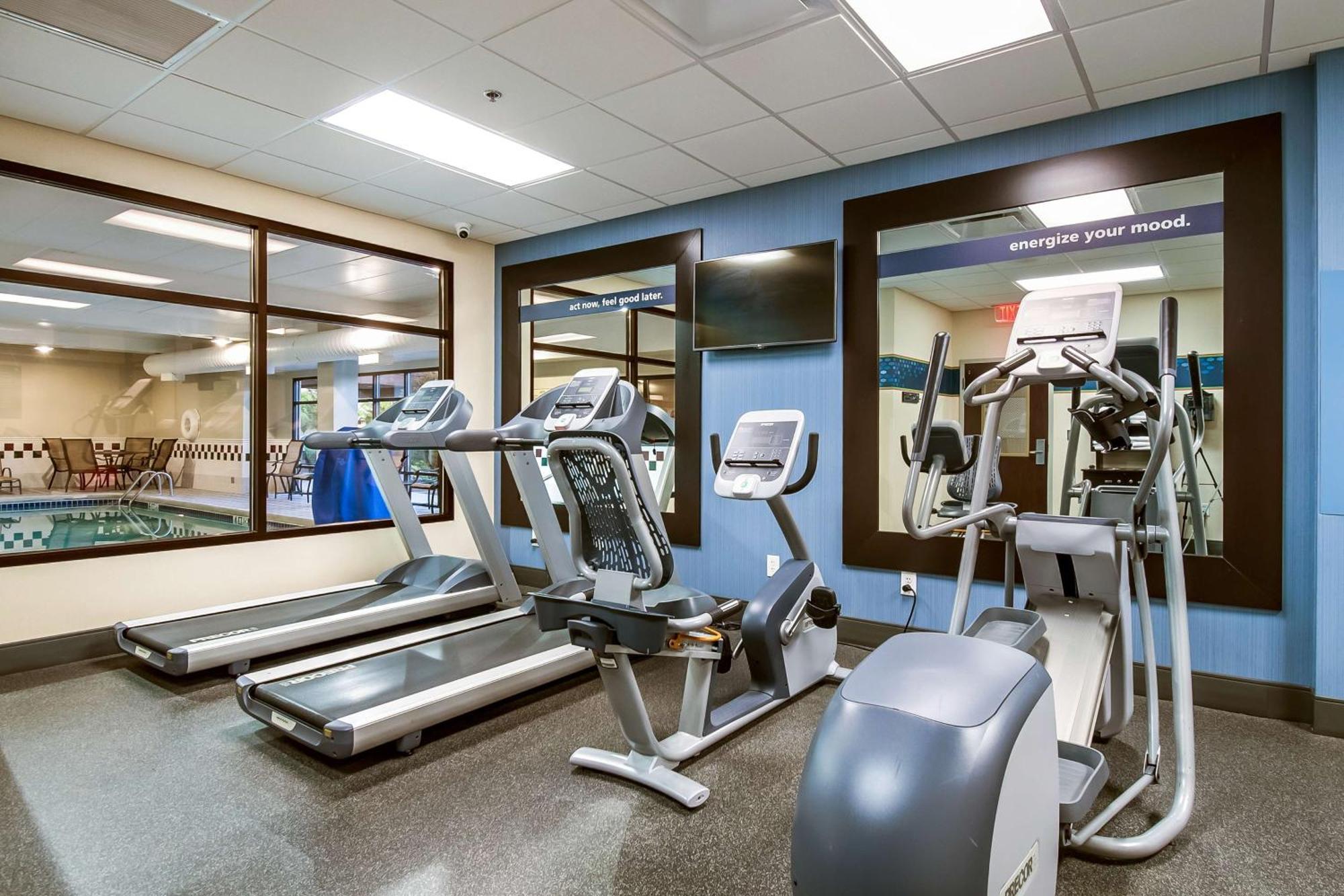 Hampton Inn West Columbus Ngoại thất bức ảnh