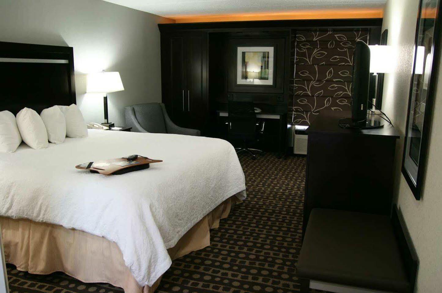 Hampton Inn West Columbus Ngoại thất bức ảnh