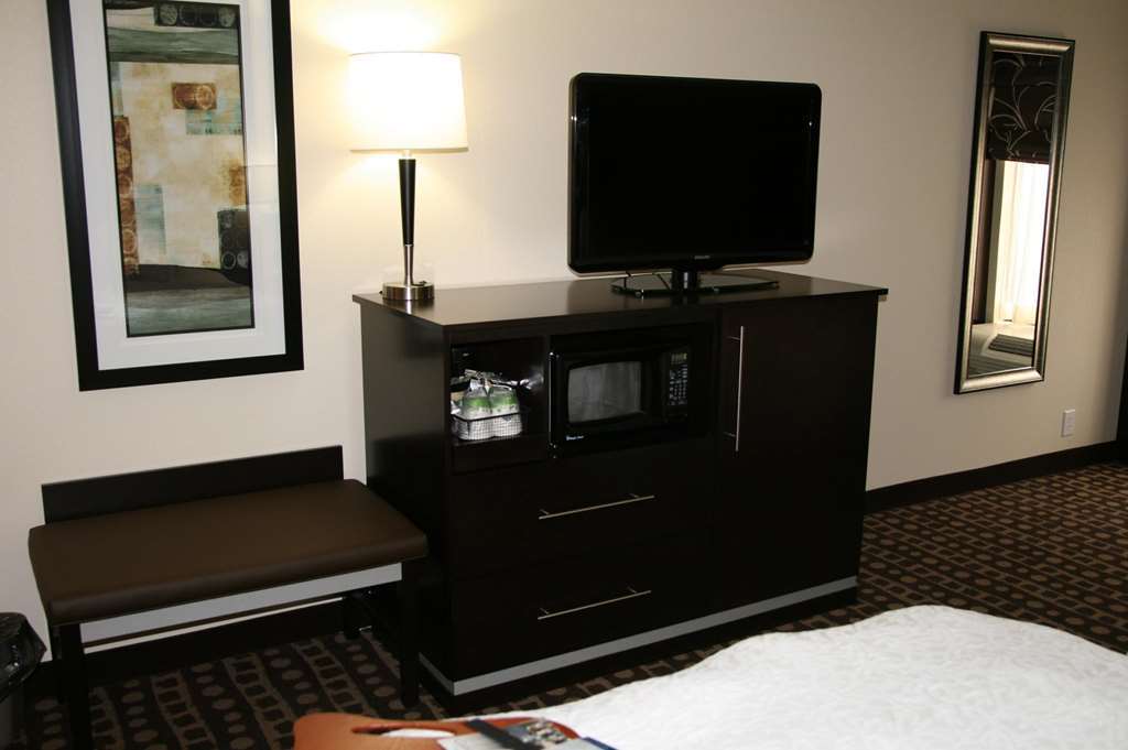 Hampton Inn West Columbus Phòng bức ảnh